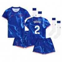 Maglia Calcio Chelsea Axel Disasi #2 Prima Divisa Bambino 2024-25 Manica Corta (+ pantaloncini)